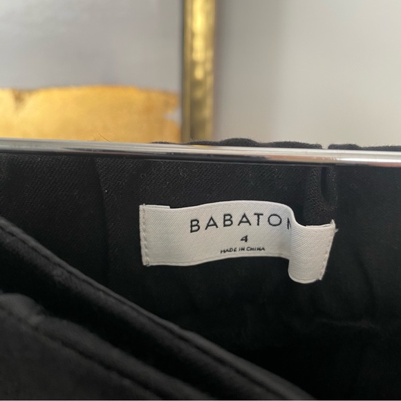 ⏱️24 HR SALE⏱️ Babaton Bike Shorts - Picture 3 of 5